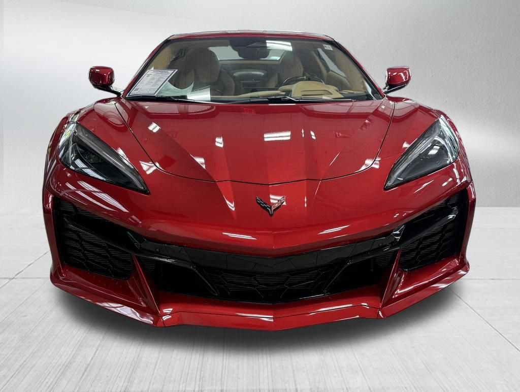 Used 2025 Chevrolet Corvette Z06 RWD image 3