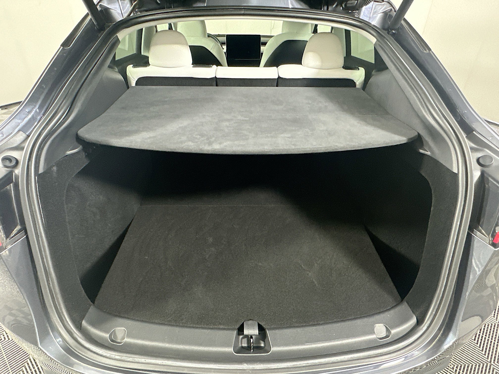 Used 2023 Tesla Model Y Performance image 27