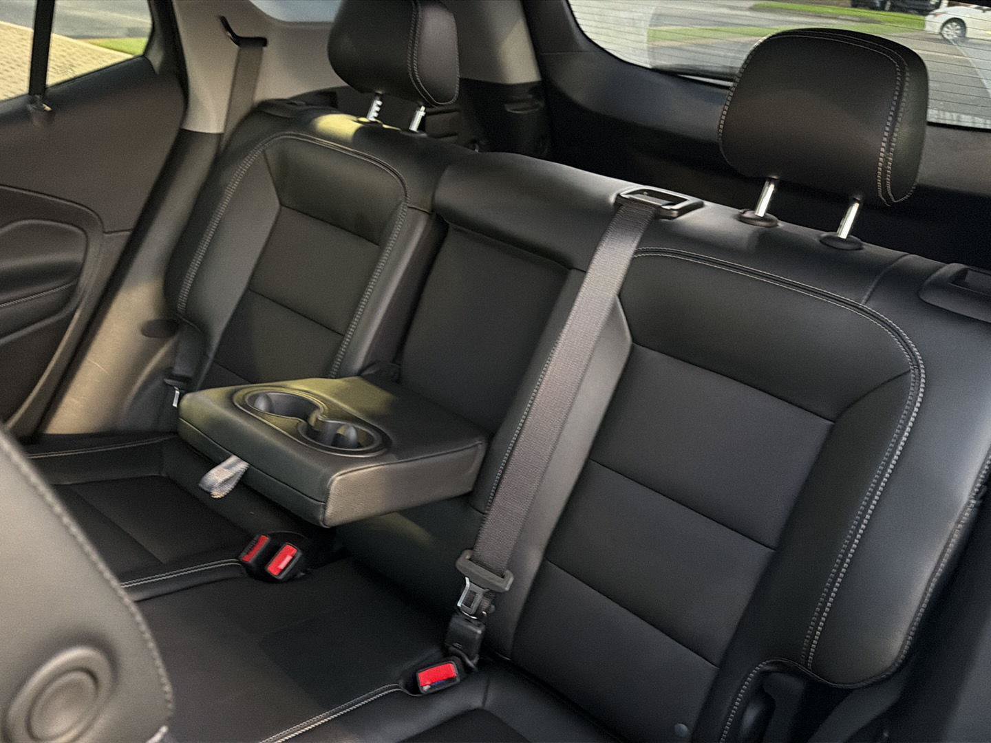 Used 2023 GMC Terrain SLT FWD image 31