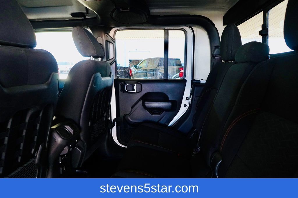 Used 2023 Jeep Gladiator Mojave w/ Cold Weather Group image 6