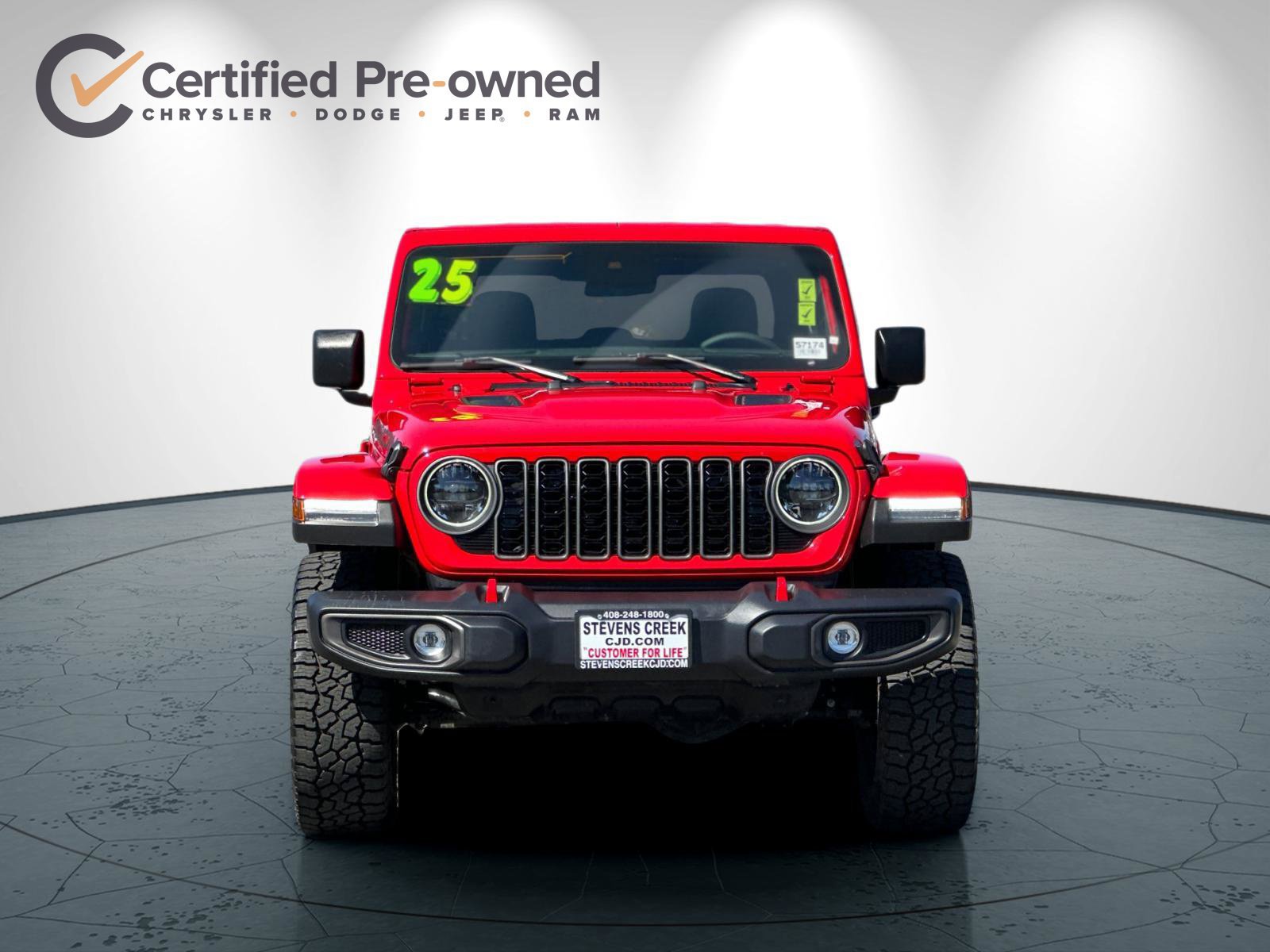 Certified 2025 Jeep Gladiator Rubicon w/ Convenience Group AWD/4WD image 9