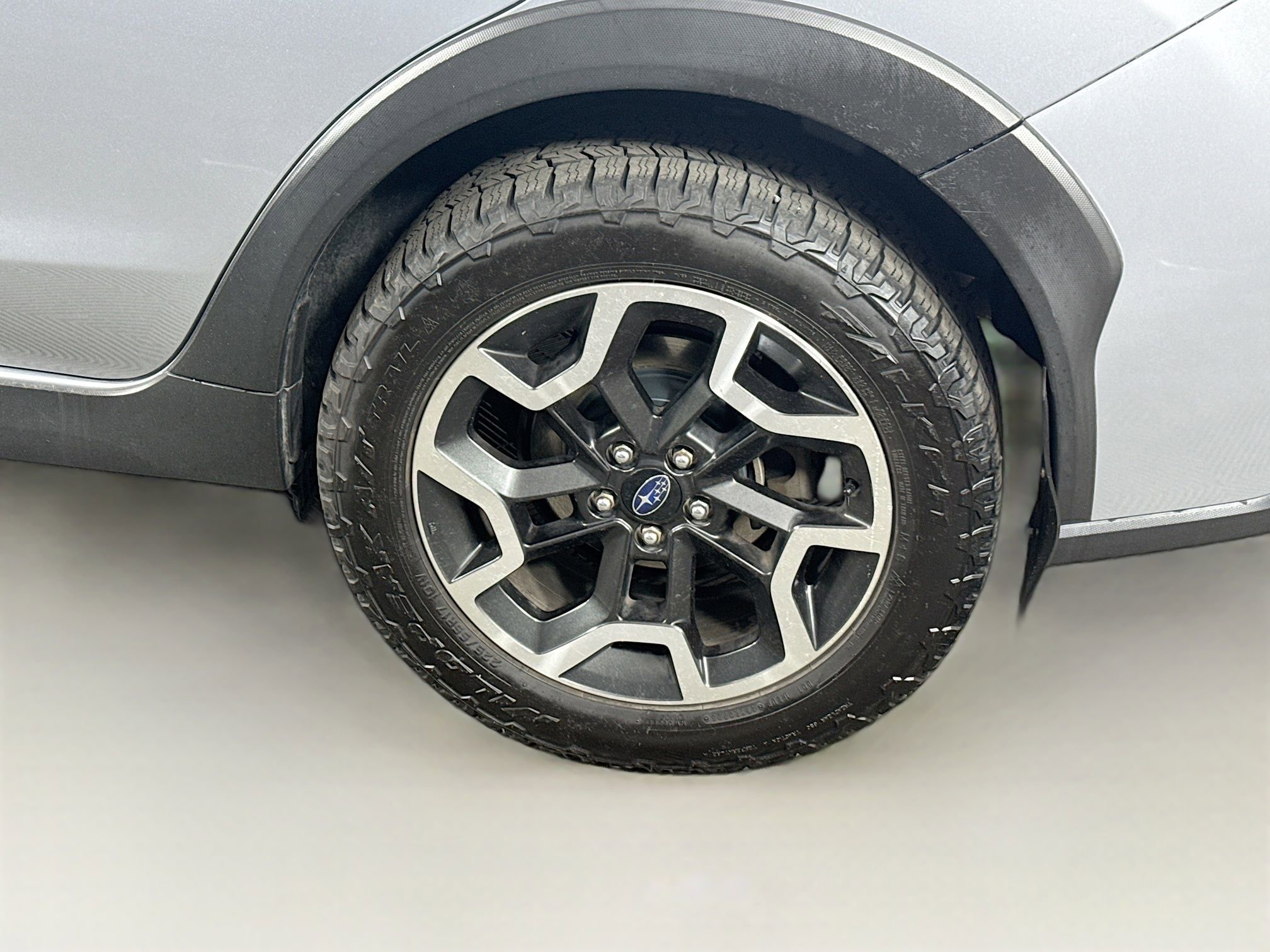 Used 2017 Subaru Crosstrek 2.0i Limited AWD/4WD image 9