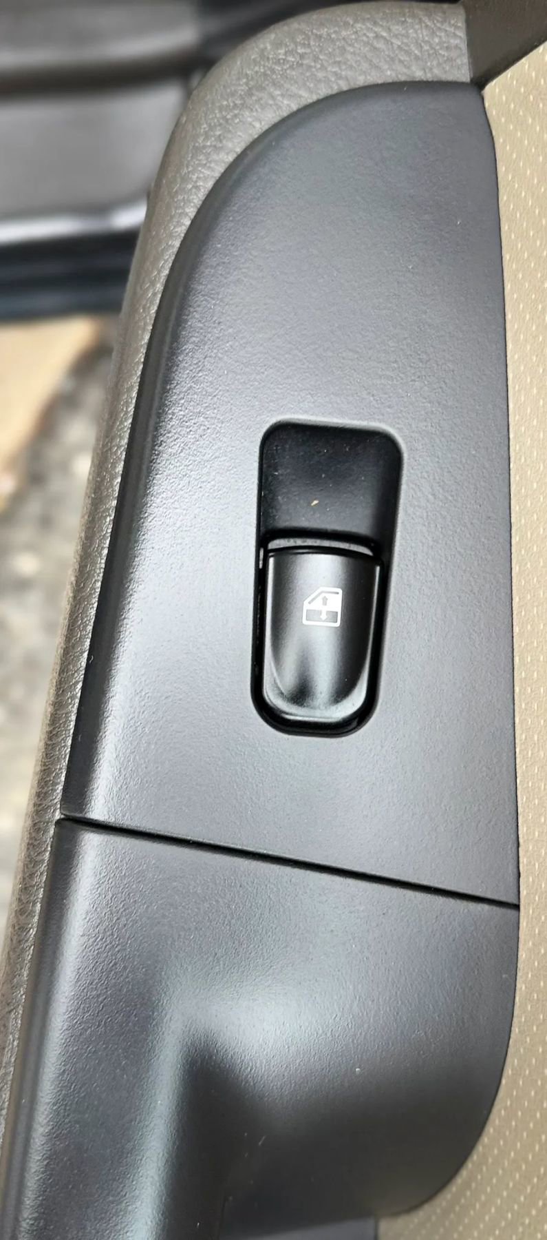 Used 2008 Hyundai Elantra GLS FWD image 26