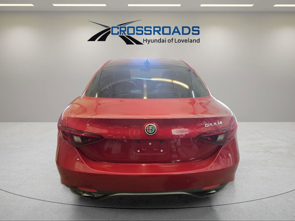 Used 2017 Alfa Romeo Giulia Ti w/ TI 19" Sport Package image 8