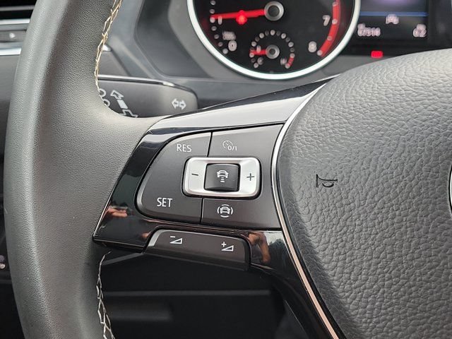 Used 2021 Volkswagen Tiguan SE w/ Panoramic Sunroof Package FWD image 21