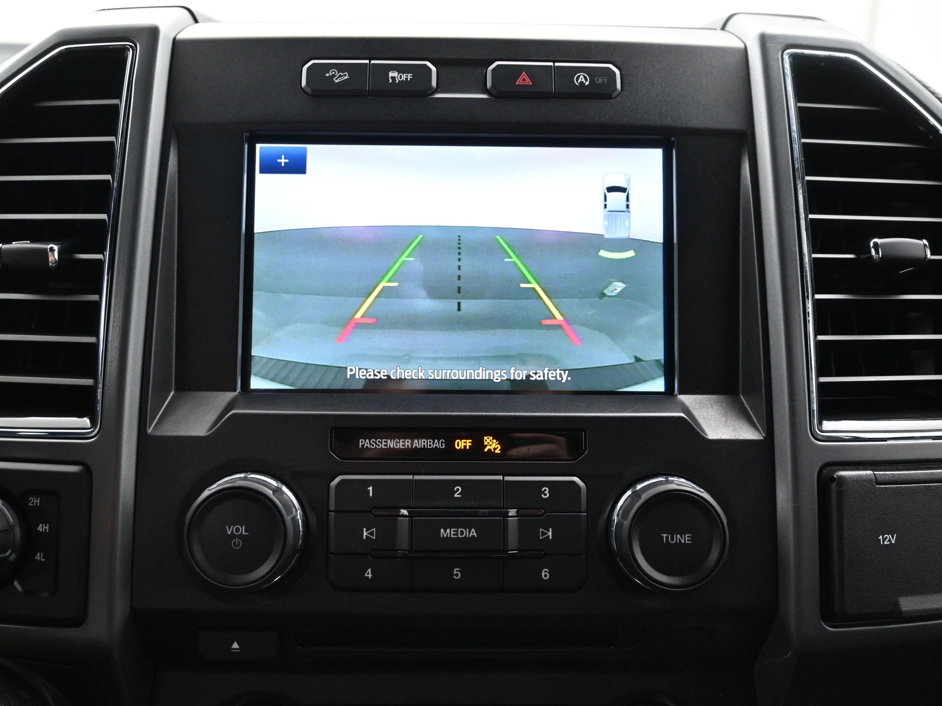 Used 2018 Ford F150 XLT w/ Equipment Group 302A Luxury image 31