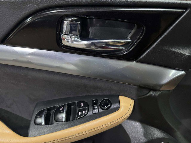 Used 2016 Nissan Maxima SR image 21