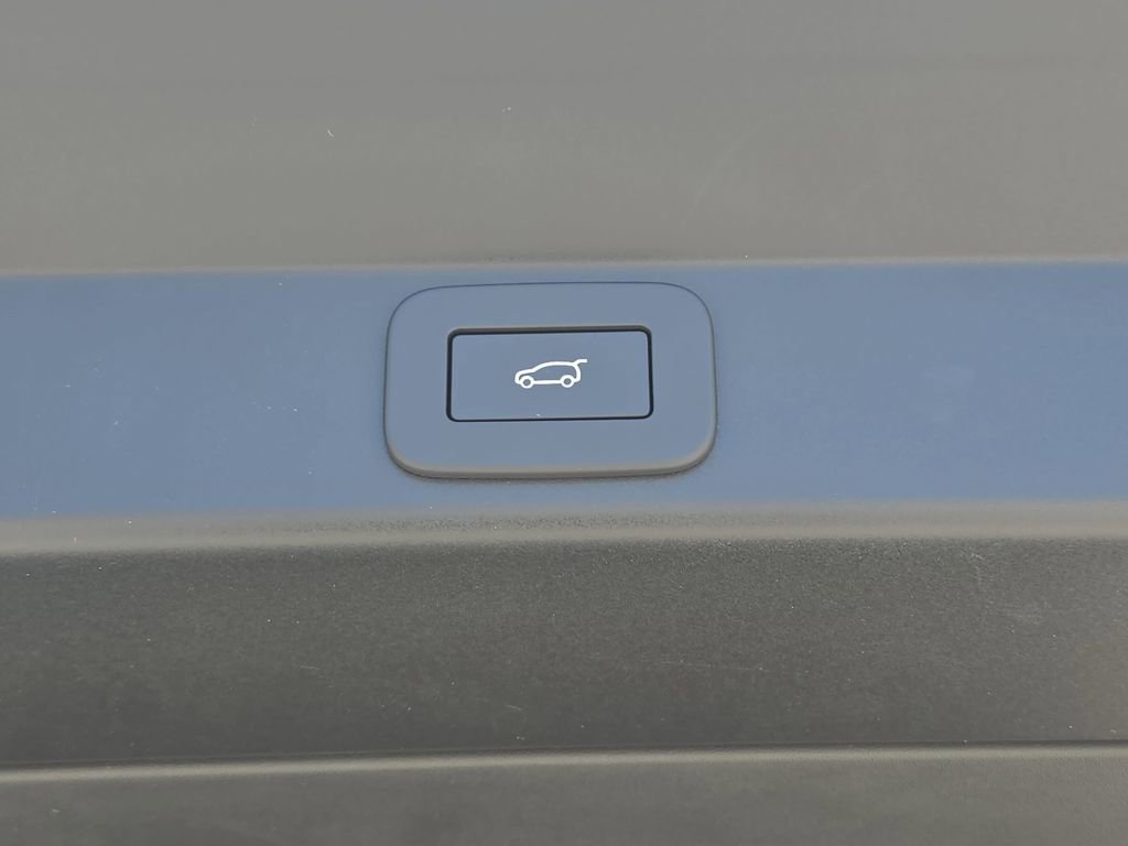 New 2026 Land Rover Range Rover Sport SE AWD/4WD image 13