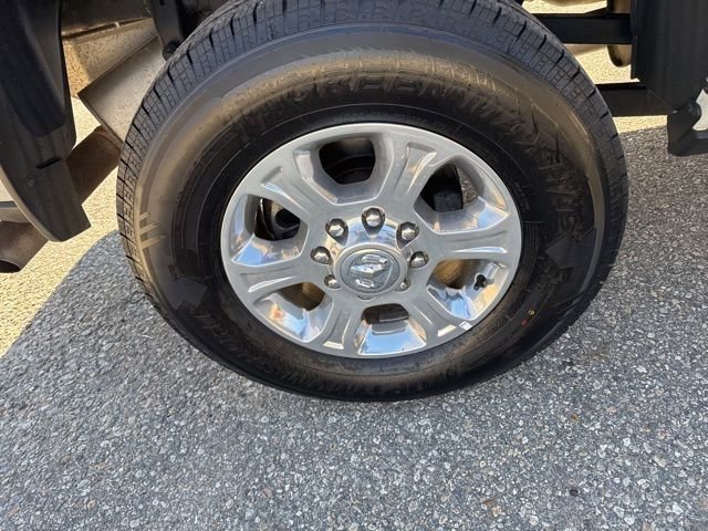 Used 2024 RAM 2500 Big Horn AWD/4WD image 15