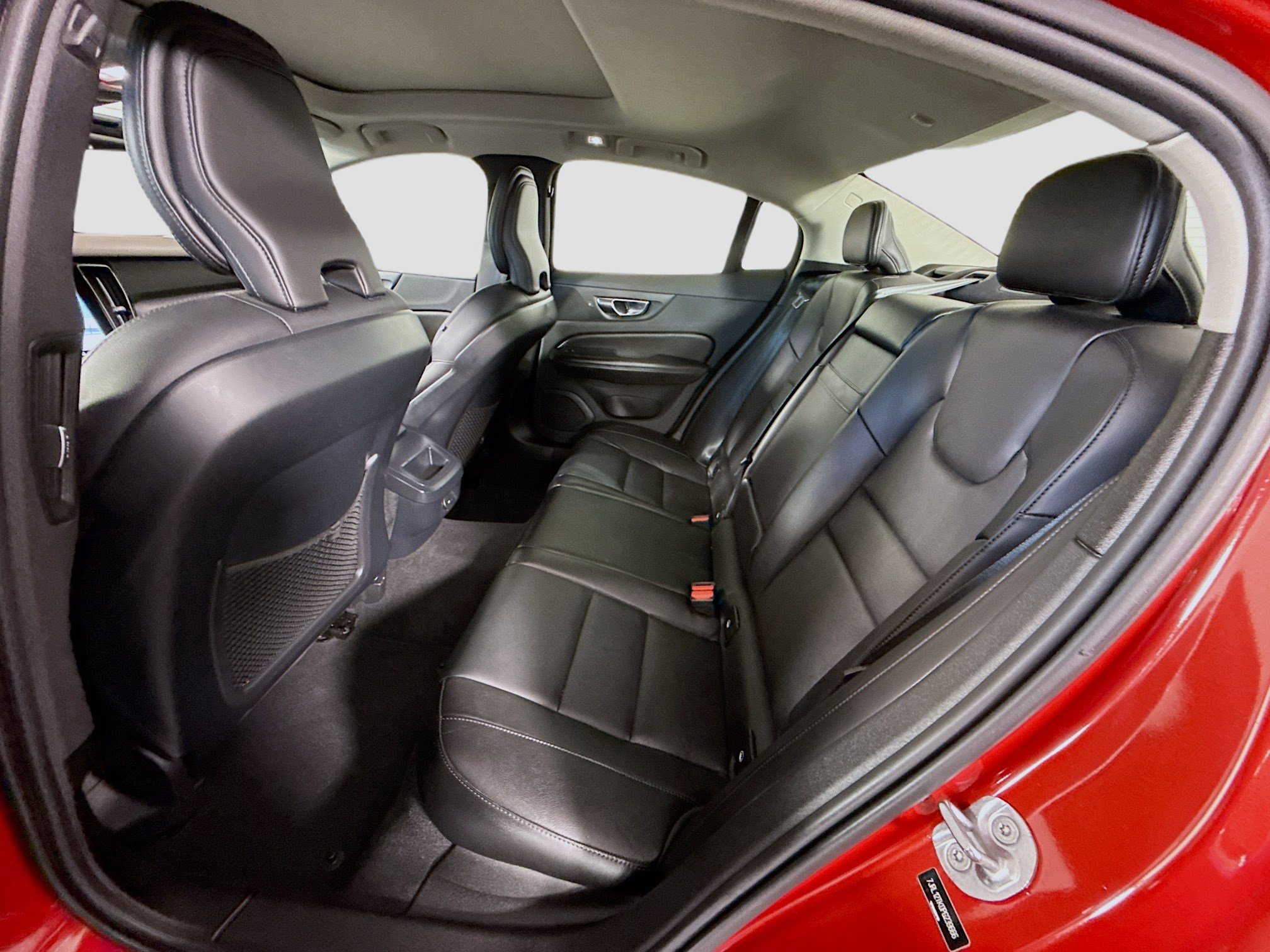 Used 2023 Volvo S60 B5 Core AWD/4WD image 25