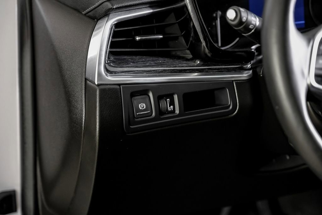 Used 2024 Cadillac XT5 Premium Luxury image 29