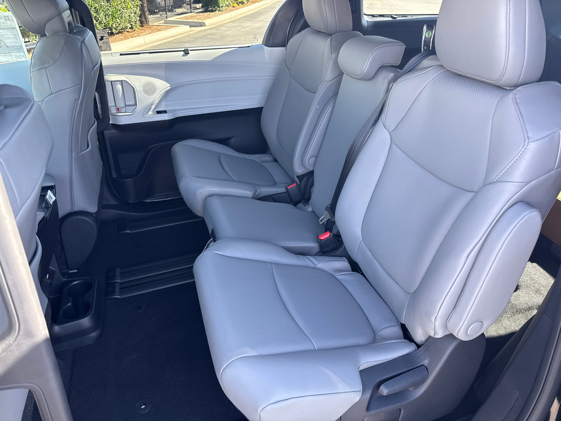 New 2026 Toyota Sienna XLE image 19