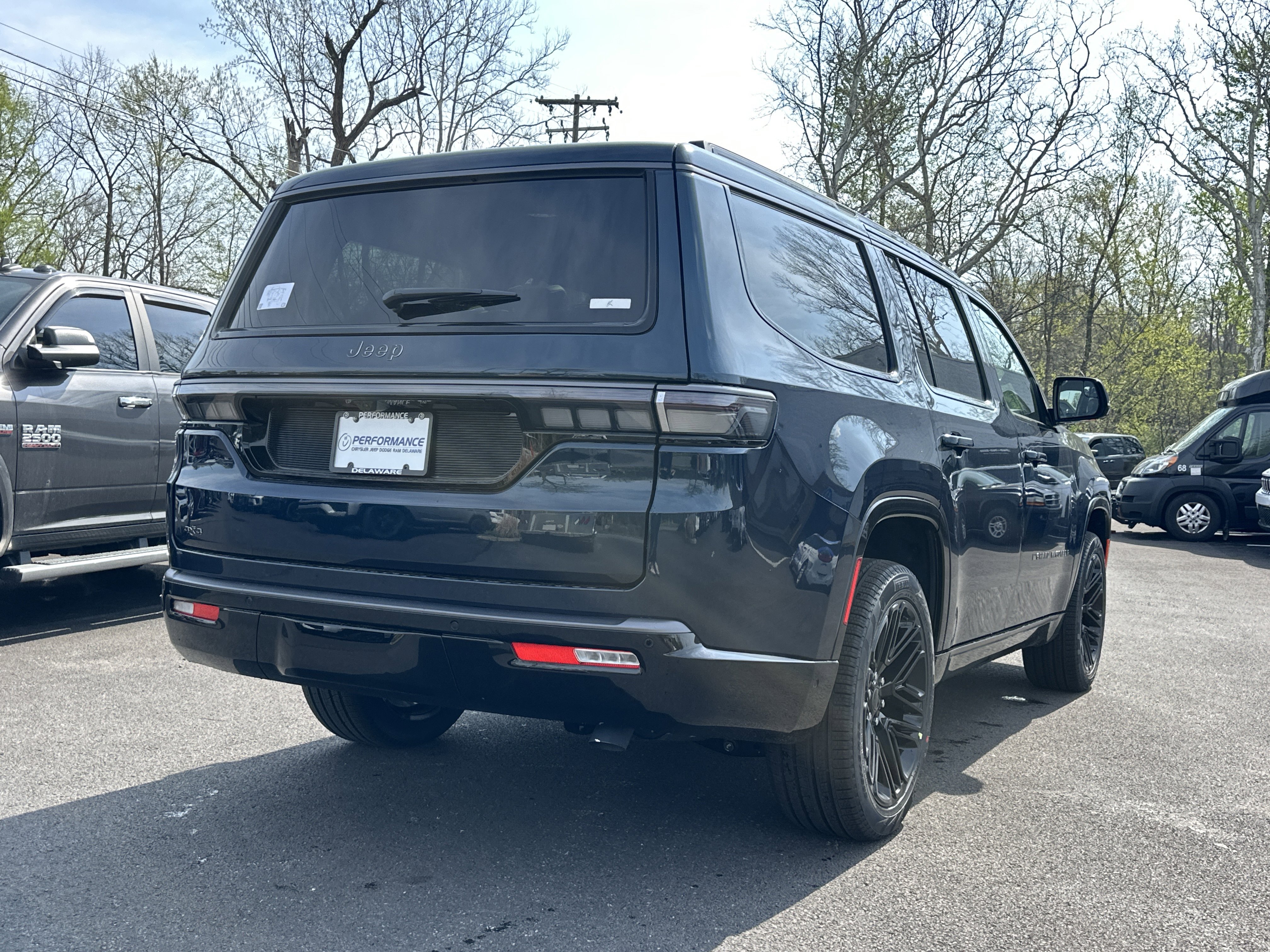 New 2026 Jeep Grand Wagoneer Limited AWD/4WD image 16