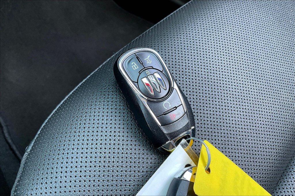 Used 2026 Buick Encore GX Sport Touring w/ Comfort Package FWD image 29