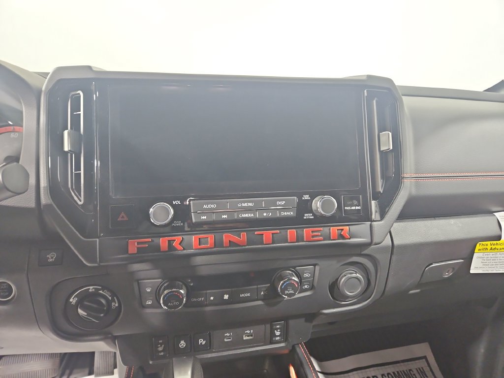 Certified 2025 Nissan Frontier PRO-4X w/ Pro Convenience Package AWD/4WD image 20
