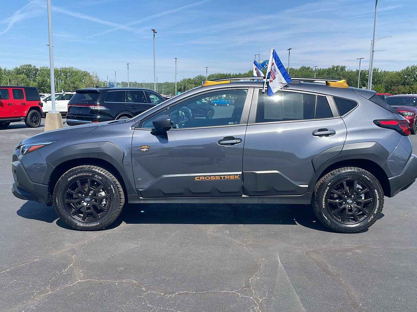 Used 2025 Subaru Crosstrek 2.5i Wilderness AWD/4WD image 2