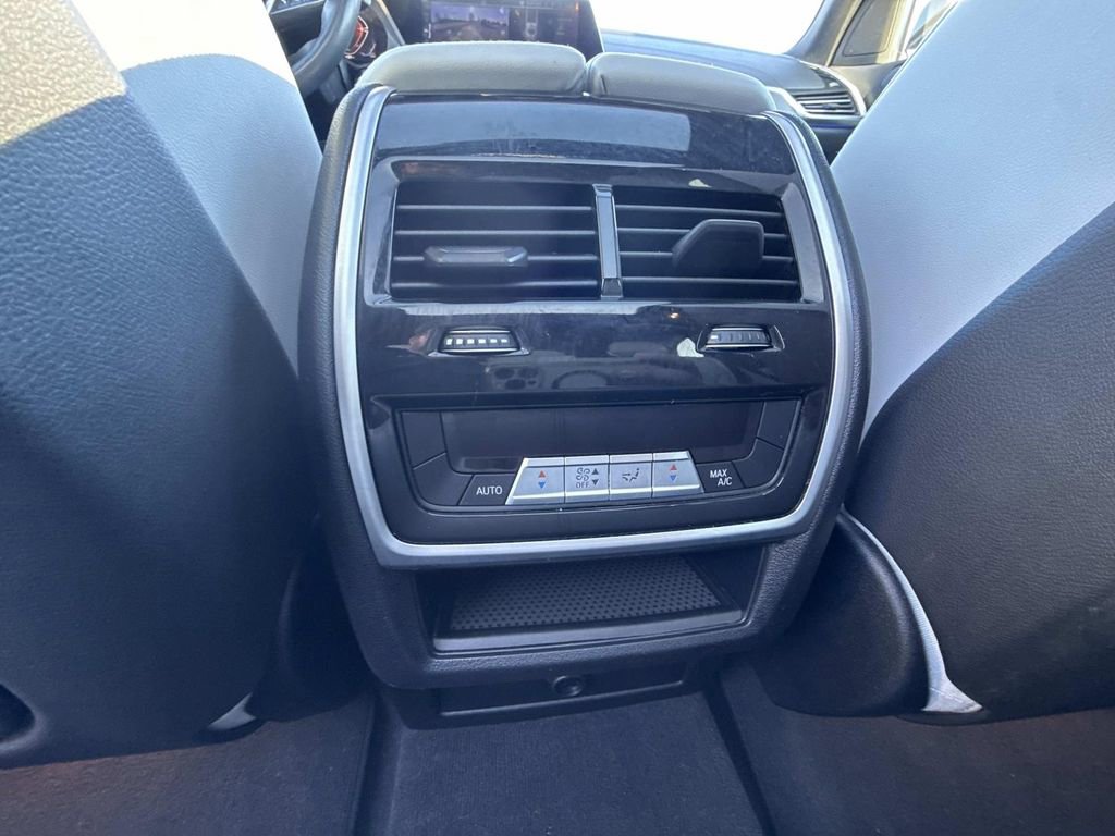 Used 2023 BMW X5 sDrive40i w/ Premium Package image 19