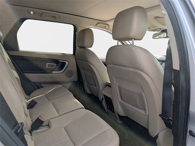 Used 2017 Land Rover Discovery Sport HSE image 9