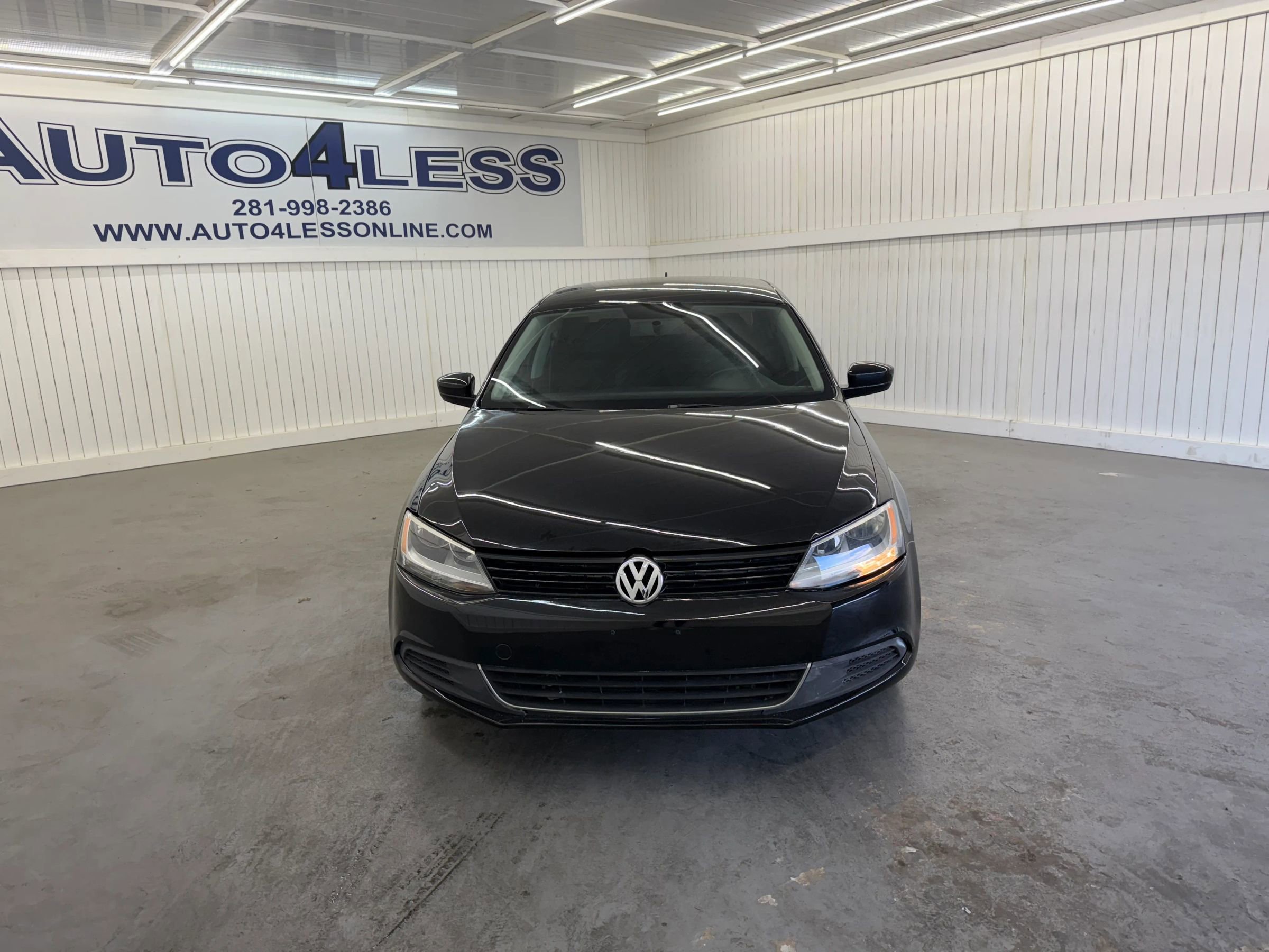 Used 2014 Volkswagen Jetta TDI Value Edition image 2