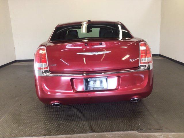 Used 2014 Chrysler 300 AWD w/ Driver Convenience Group image 5