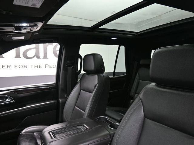 Used 2022 Chevrolet Tahoe LT w/ LT Signature Plus Package image 17