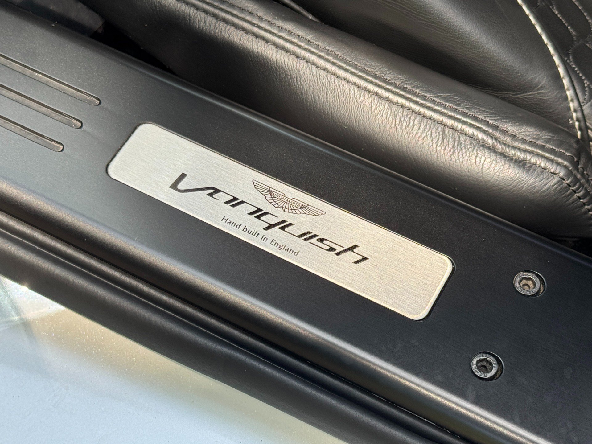 Used 2014 Aston Martin Vanquish Coupe RWD image 37