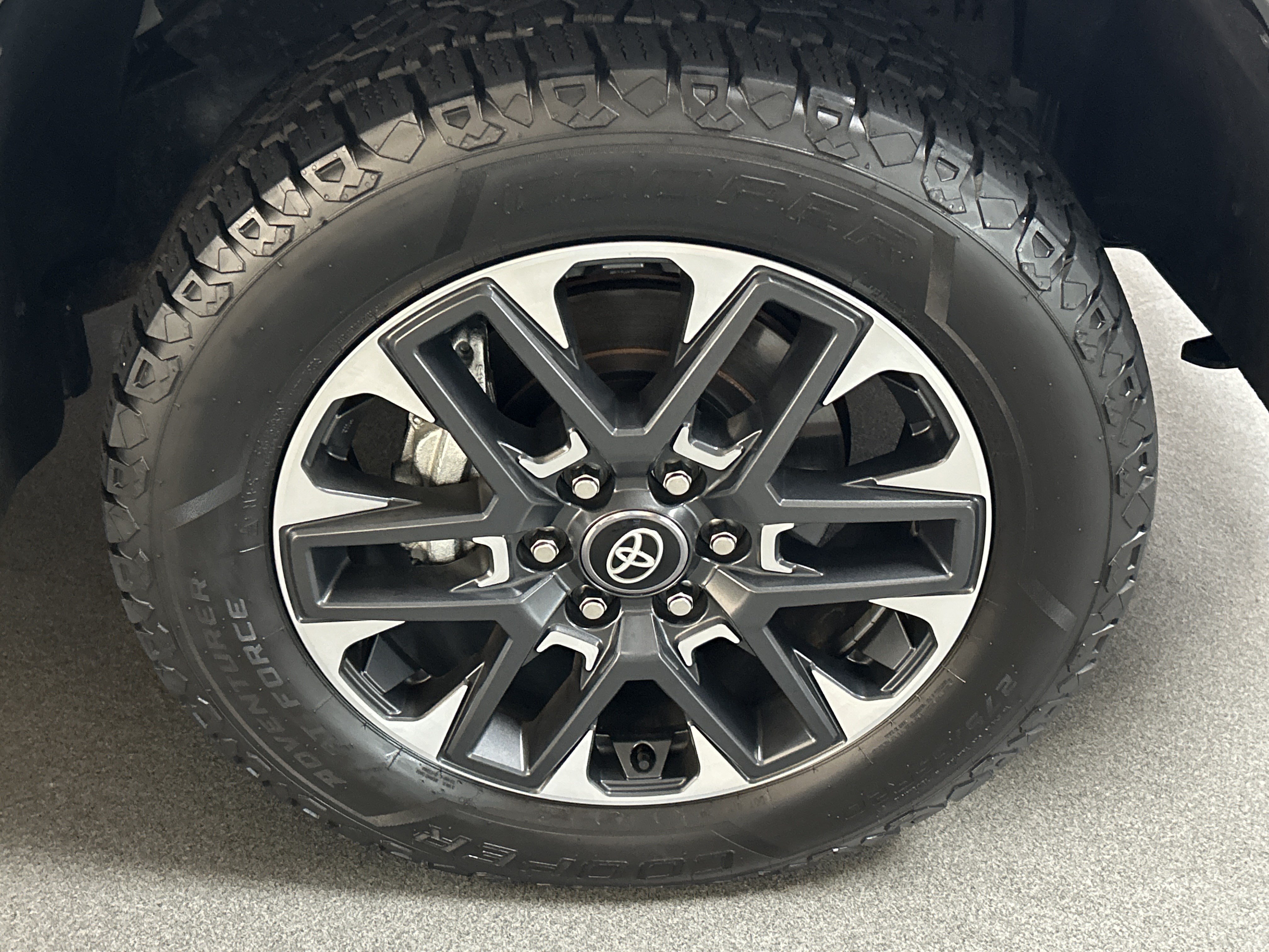 Used 2026 Toyota Tundra Limited RWD image 13
