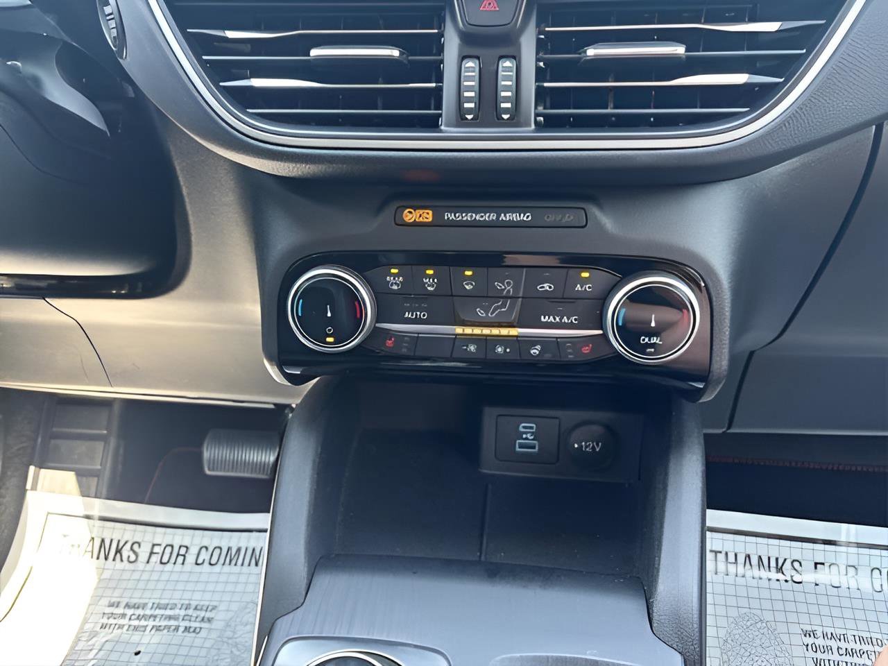 Used 2022 Ford Escape SEL w/ SEL Stealth AWD Package image 18