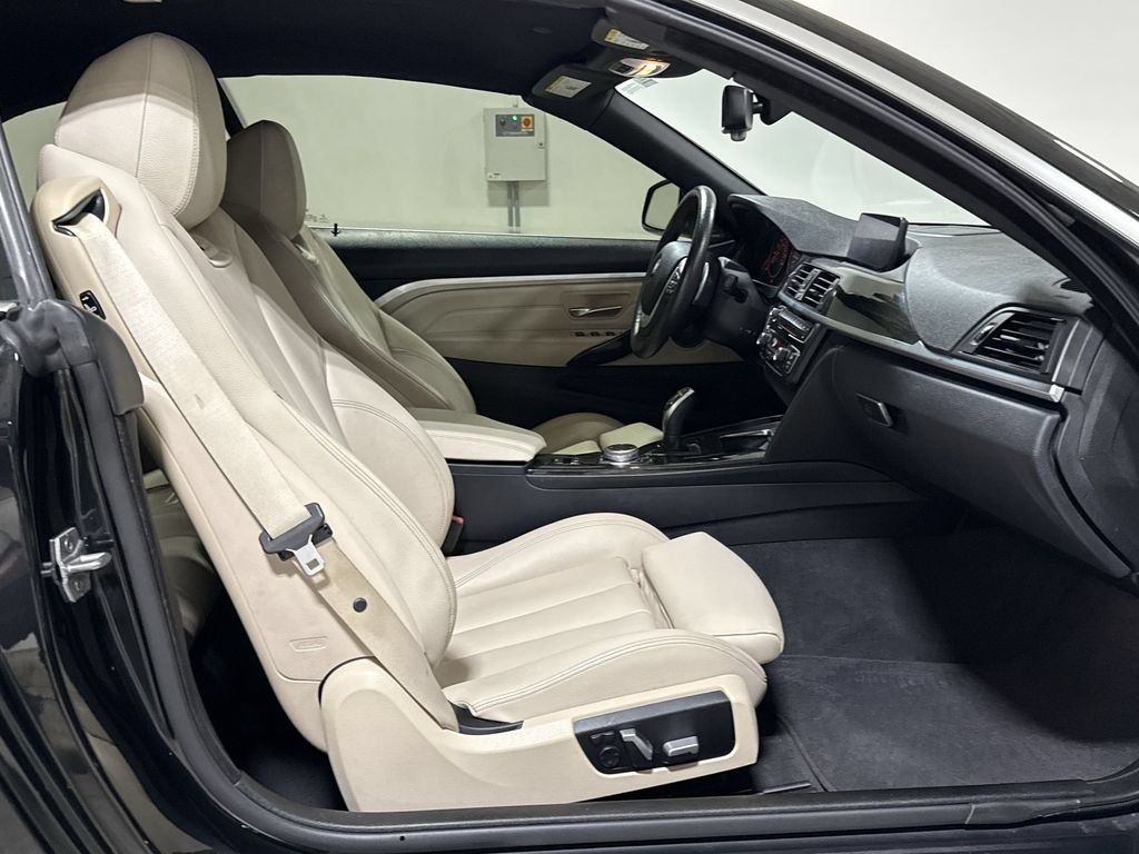 Used 2017 BMW 430i Convertible RWD image 22