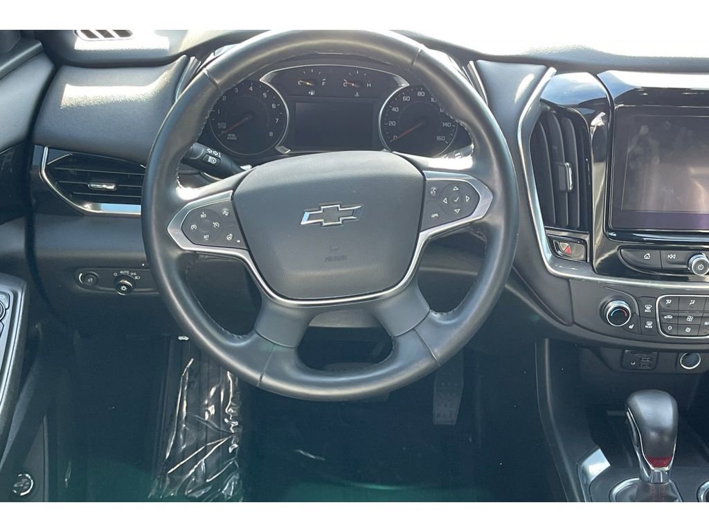 Used 2022 Chevrolet Traverse RS image 16