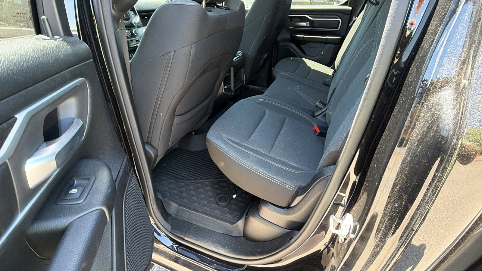 Used 2021 RAM 1500 Big Horn RWD image 23