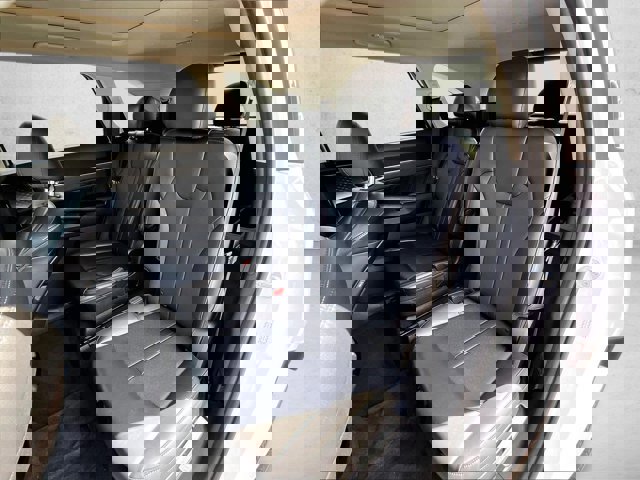 Used 2023 Kia Sorento SX image 26