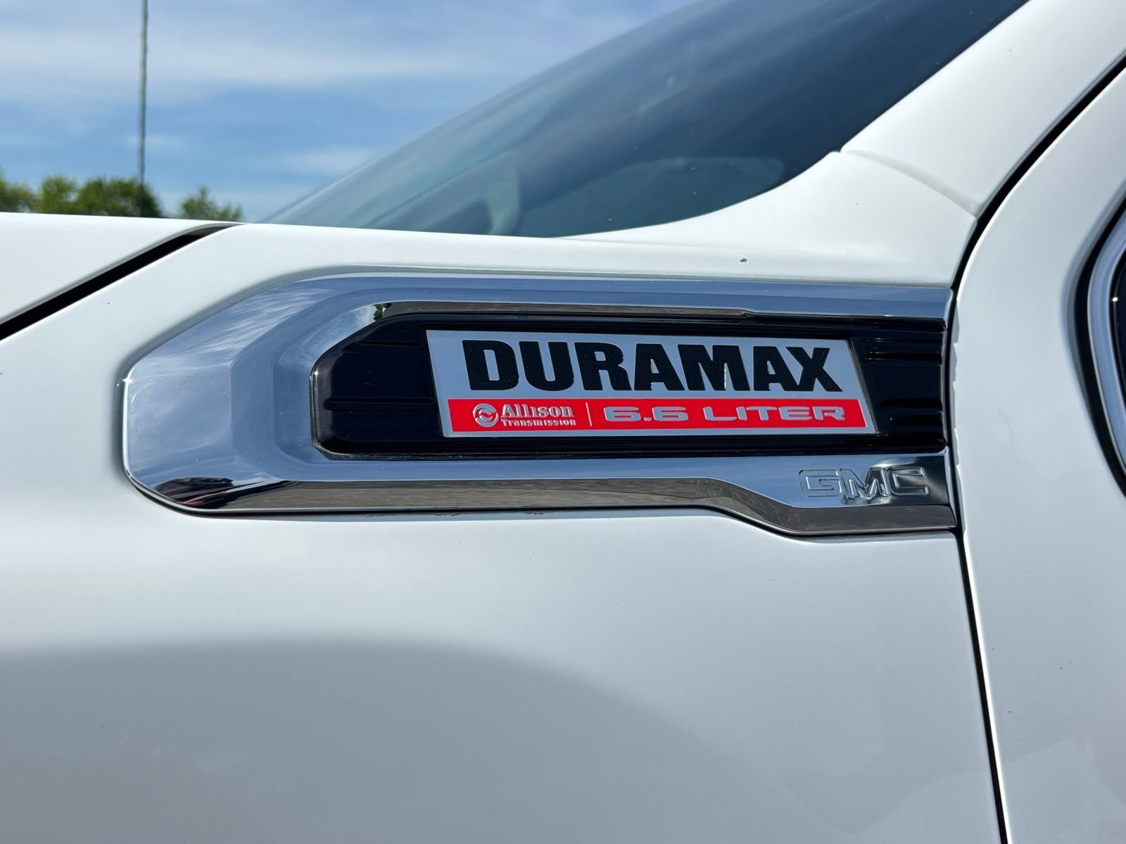 Used 2022 GMC Sierra 2500 SLT w/ SLT Convenience Package AWD/4WD image 16