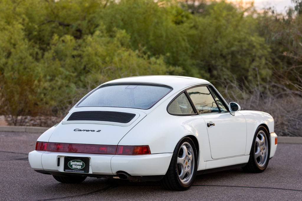 Used 1992 Porsche 911 Carrera RWD image 17