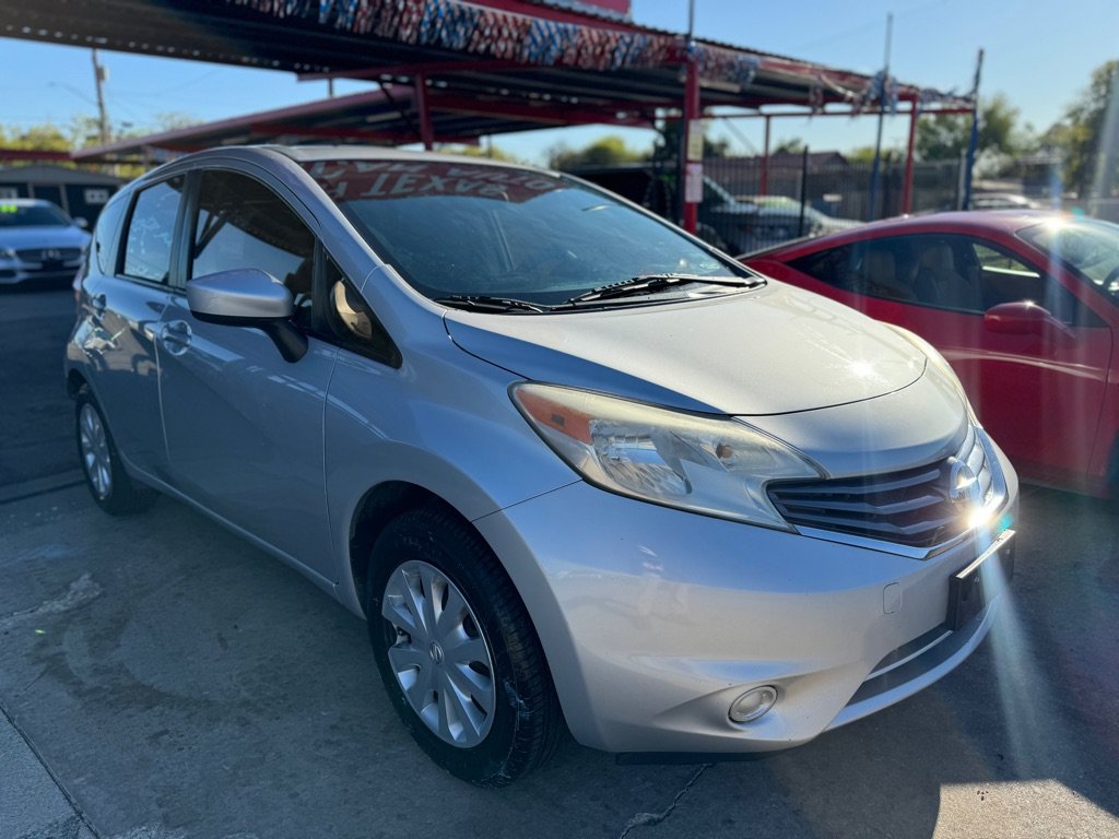 Used 2016 Nissan Versa Note SV FWD image 16