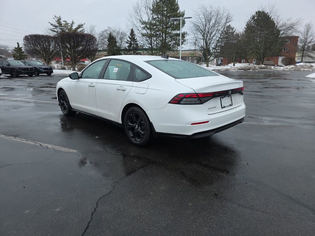 Used 2025 Honda Accord SE image 5