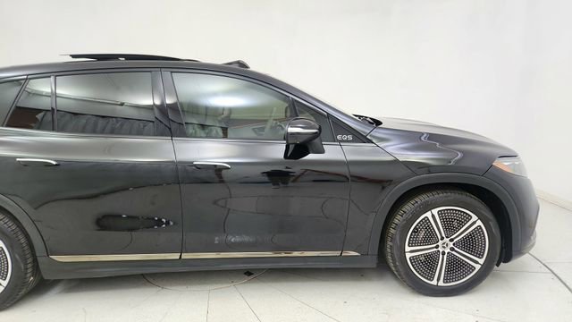 Used 2023 Mercedes-Benz EQS 450+ 4MATIC SUV w/ Exclusive Trim Package image 8