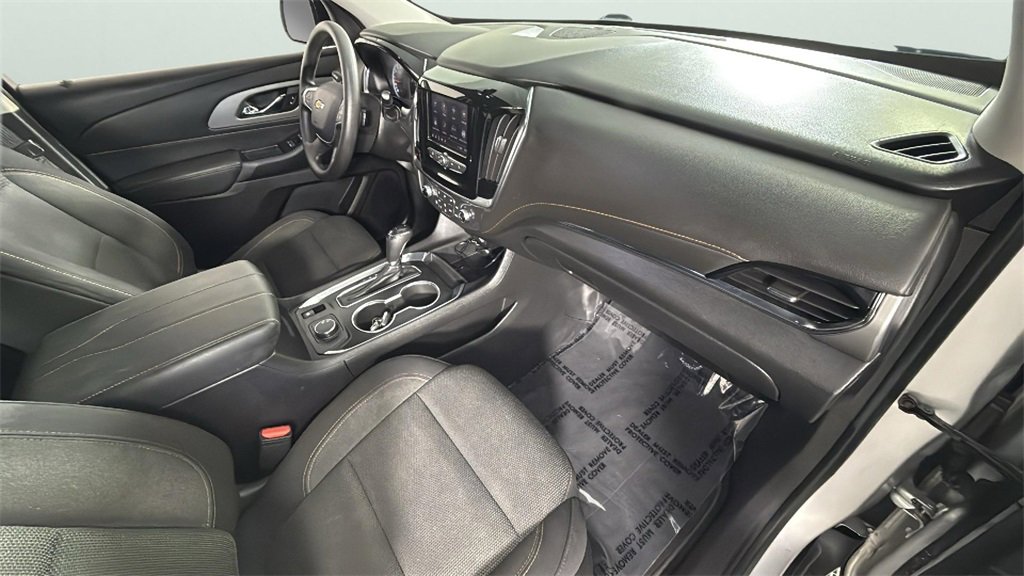 Used 2020 Chevrolet Traverse LS image 34