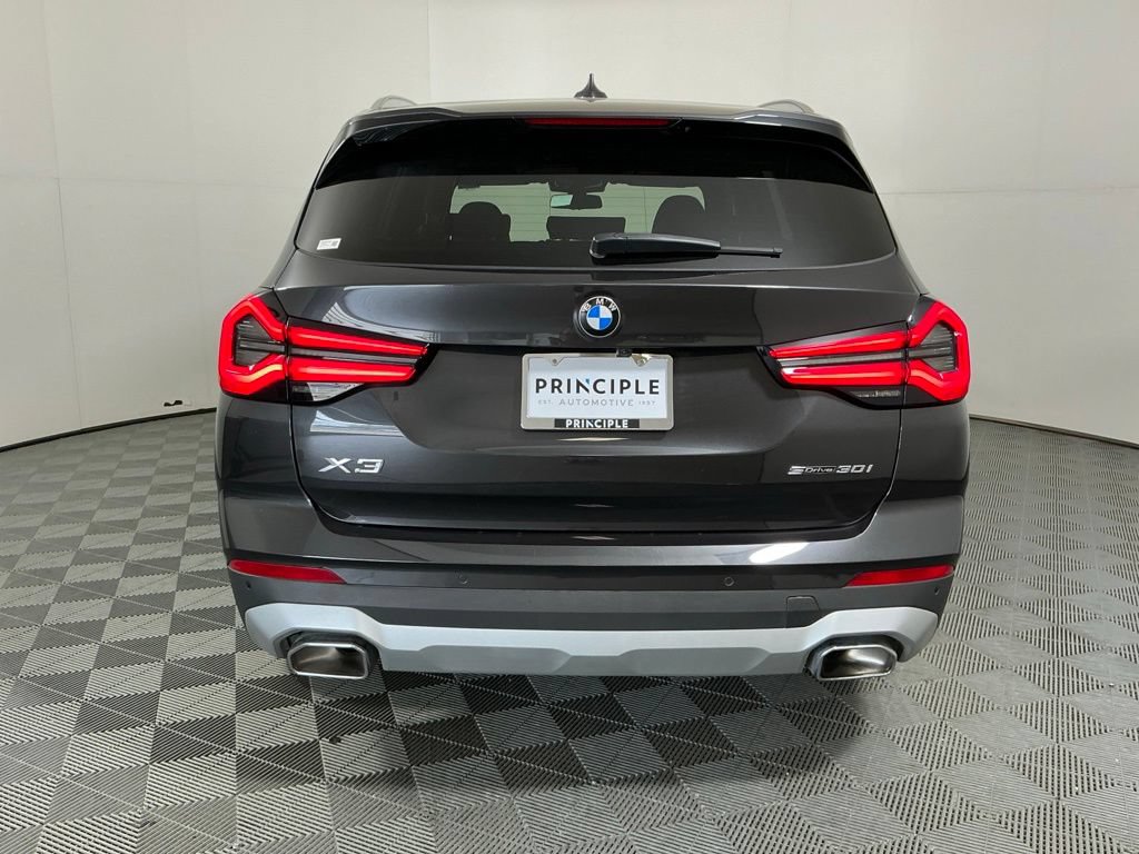 Used 2024 BMW X3 sDrive30i w/ Convenience Package RWD image 6