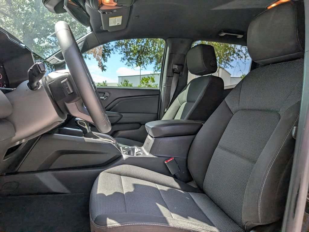 Used 2024 GMC Canyon Elevation w/ Convenience Package AWD/4WD image 19