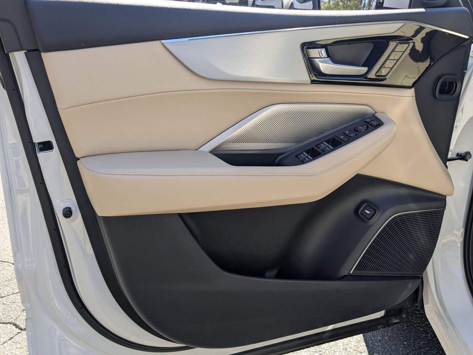 Certified 2026 Acura MDX w/ Technology Package FWD image 19