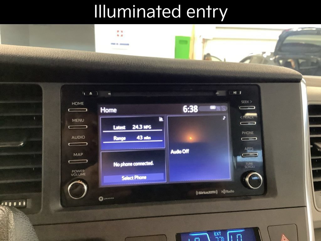 Used 2019 Toyota Sienna LE FWD image 15