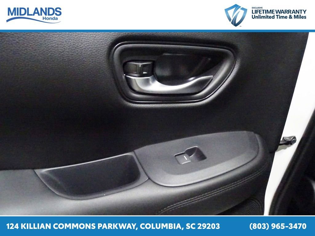 New 2025 Honda HR-V LX image 18