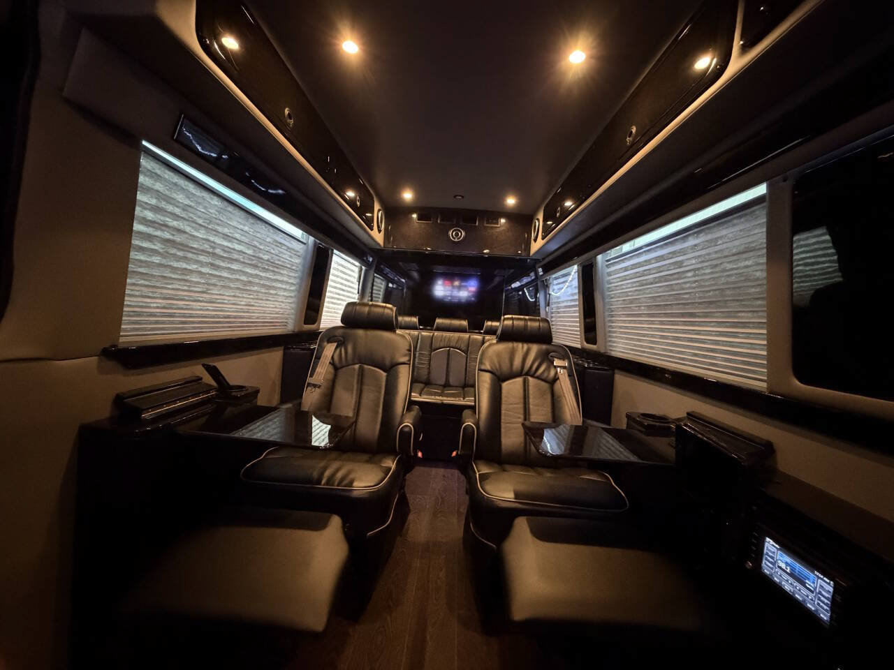 Used 2014 Mercedes-Benz Sprinter 2500 image 33