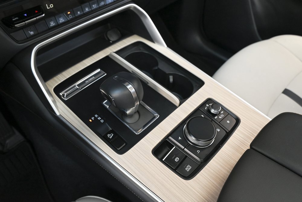 Certified 2025 MAZDA CX-90 3.3 Turbo w/ Preferred Package image 29