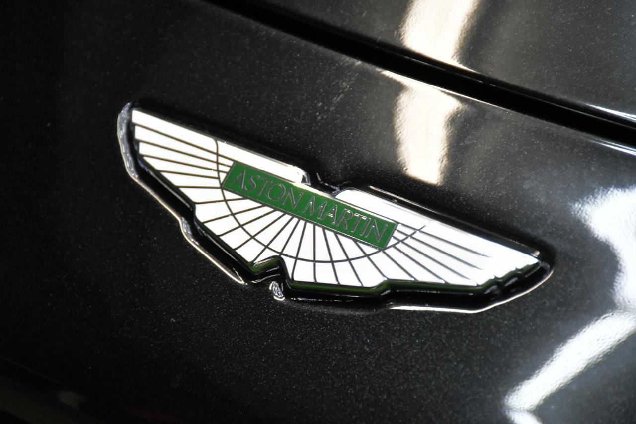 Used 2020 Aston Martin V8 Vantage Coupe RWD image 2