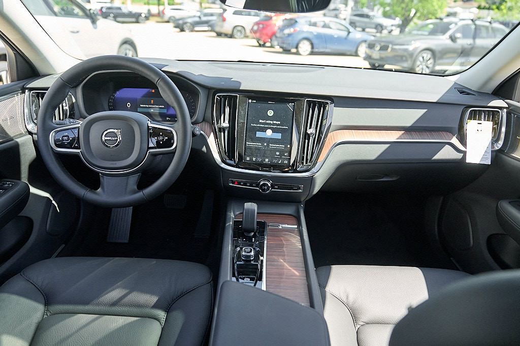 New 2026 Volvo V60 B5 Cross Country Plus w/ Climate Package AWD/4WD image 23
