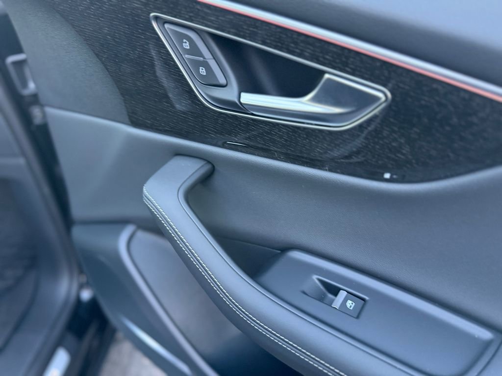 New 2026 Audi Q8 Premium Plus image 23