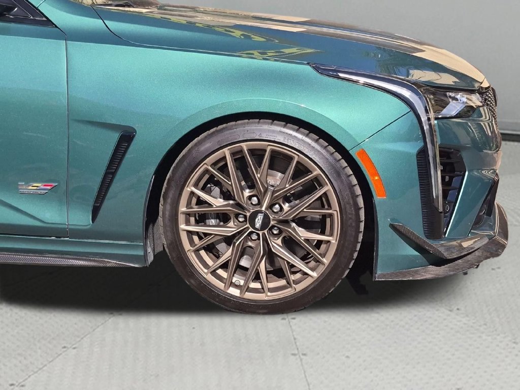Certified 2025 Cadillac CT4 V Blackwing w/ Carbon Fiber 1 Package RWD image 31