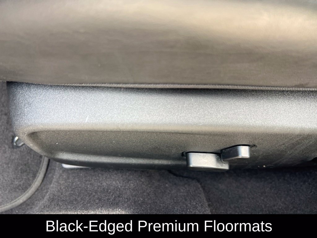Used 2022 Dodge Charger Scat Pack RWD image 33